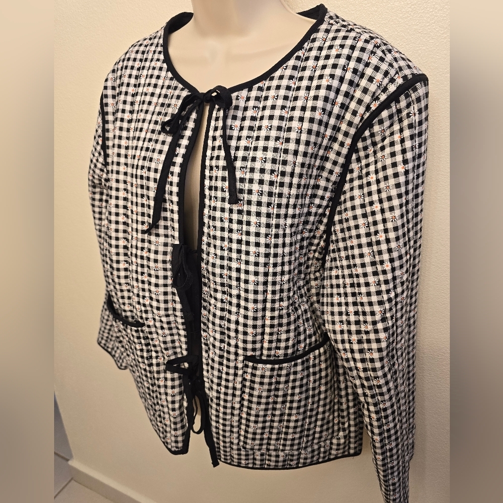 NWT C&C California Black & White Gingham Quilted Tie-Front Jacket - Picture 3 of 4